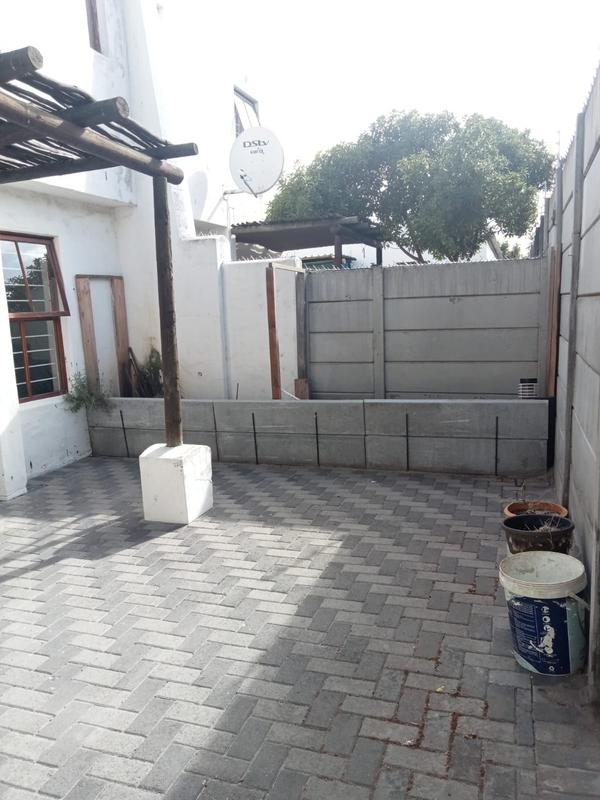 To Let 2 Bedroom Property for Rent in Parklands Western Cape